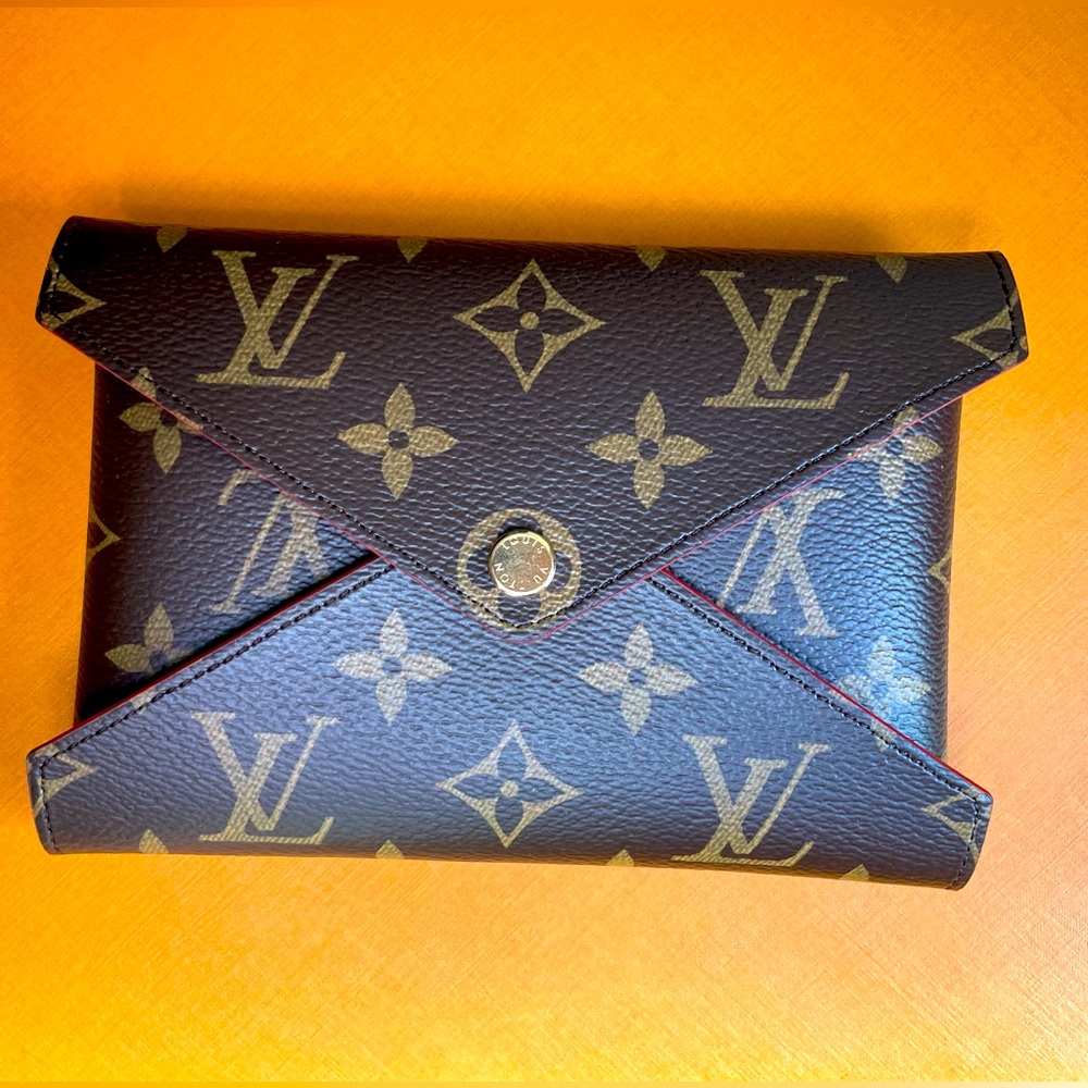 Authentic Louis Vuitton Kiribati Pochette - MEDIUM ONLY